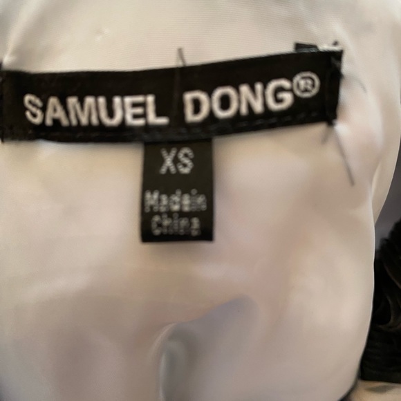 Beautiful stylish coat by Samuel Dong - Picture 3 of 5